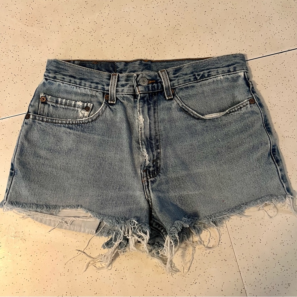 levi’s 550 cutoff short denim shorts
